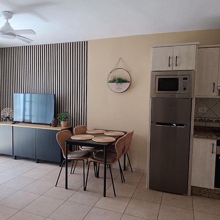 Greatly Located Apartment With Heated Pool, Los Cristianos Los Cristianos  Zewnętrze zdjęcie
