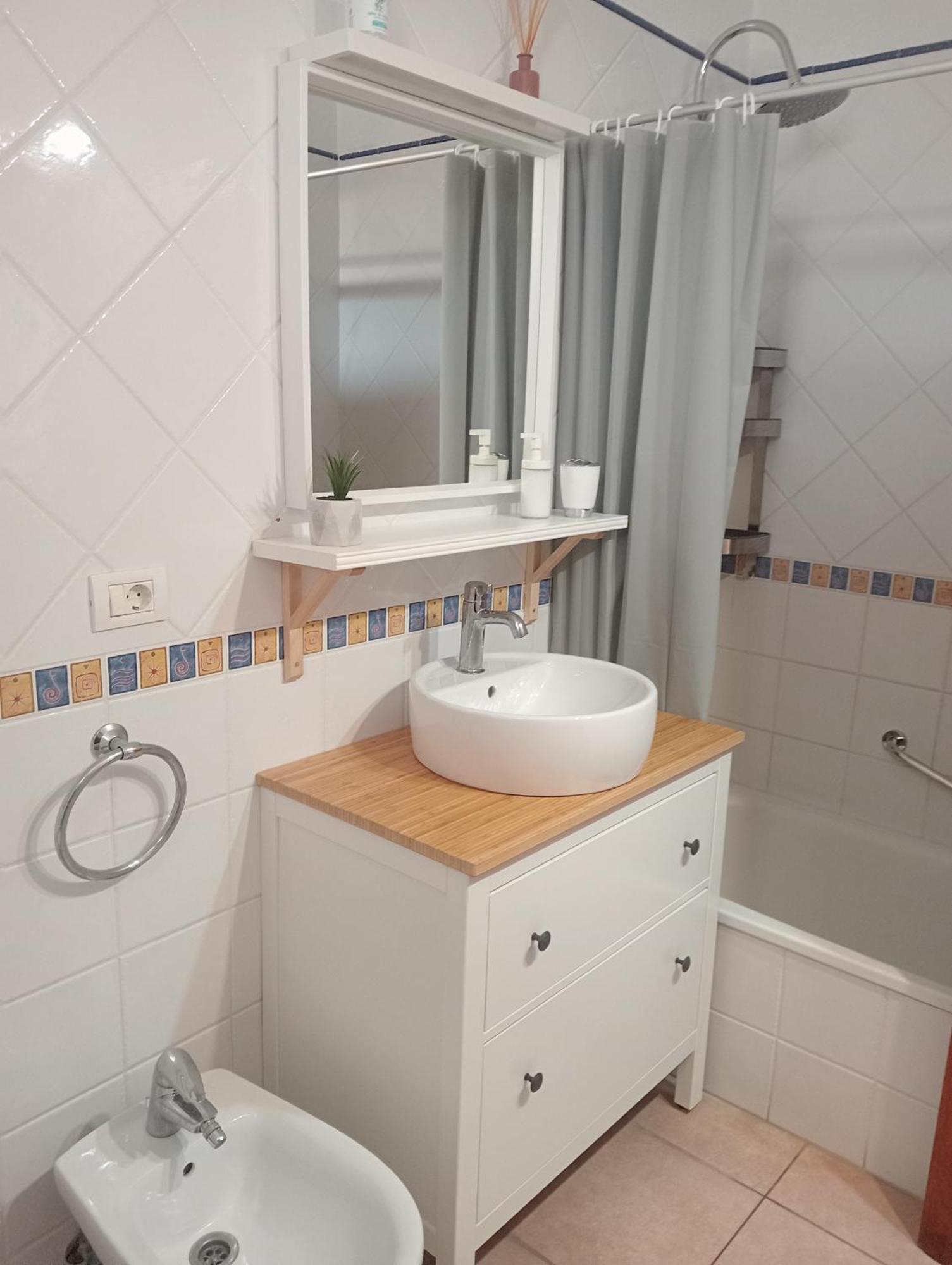 Greatly Located Apartment With Heated Pool, Los Cristianos Los Cristianos  Zewnętrze zdjęcie