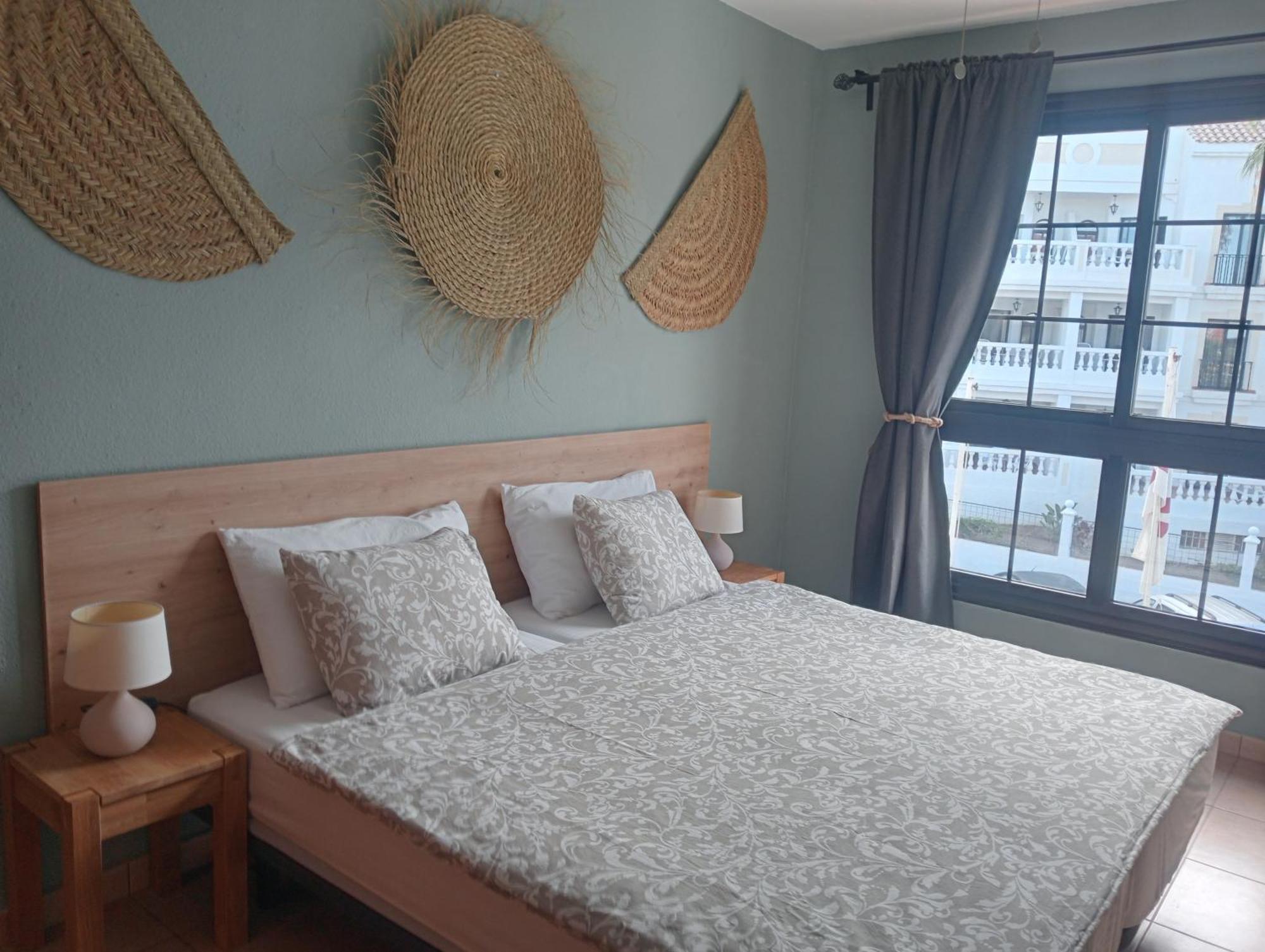 Greatly Located Apartment With Heated Pool, Los Cristianos Los Cristianos  Zewnętrze zdjęcie